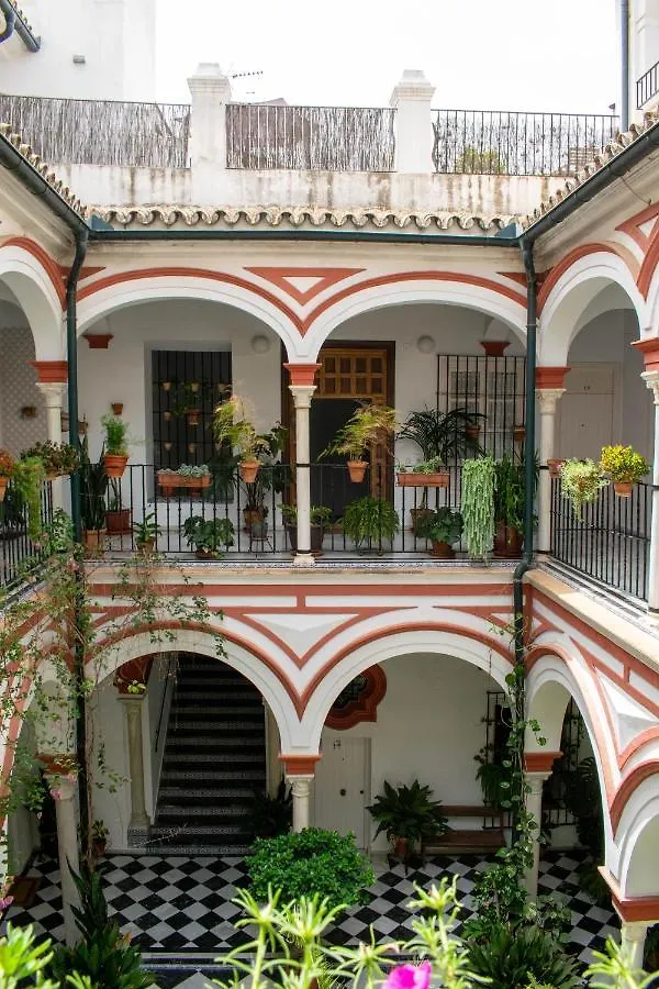 Sarah'S Home Sevilla 0*,