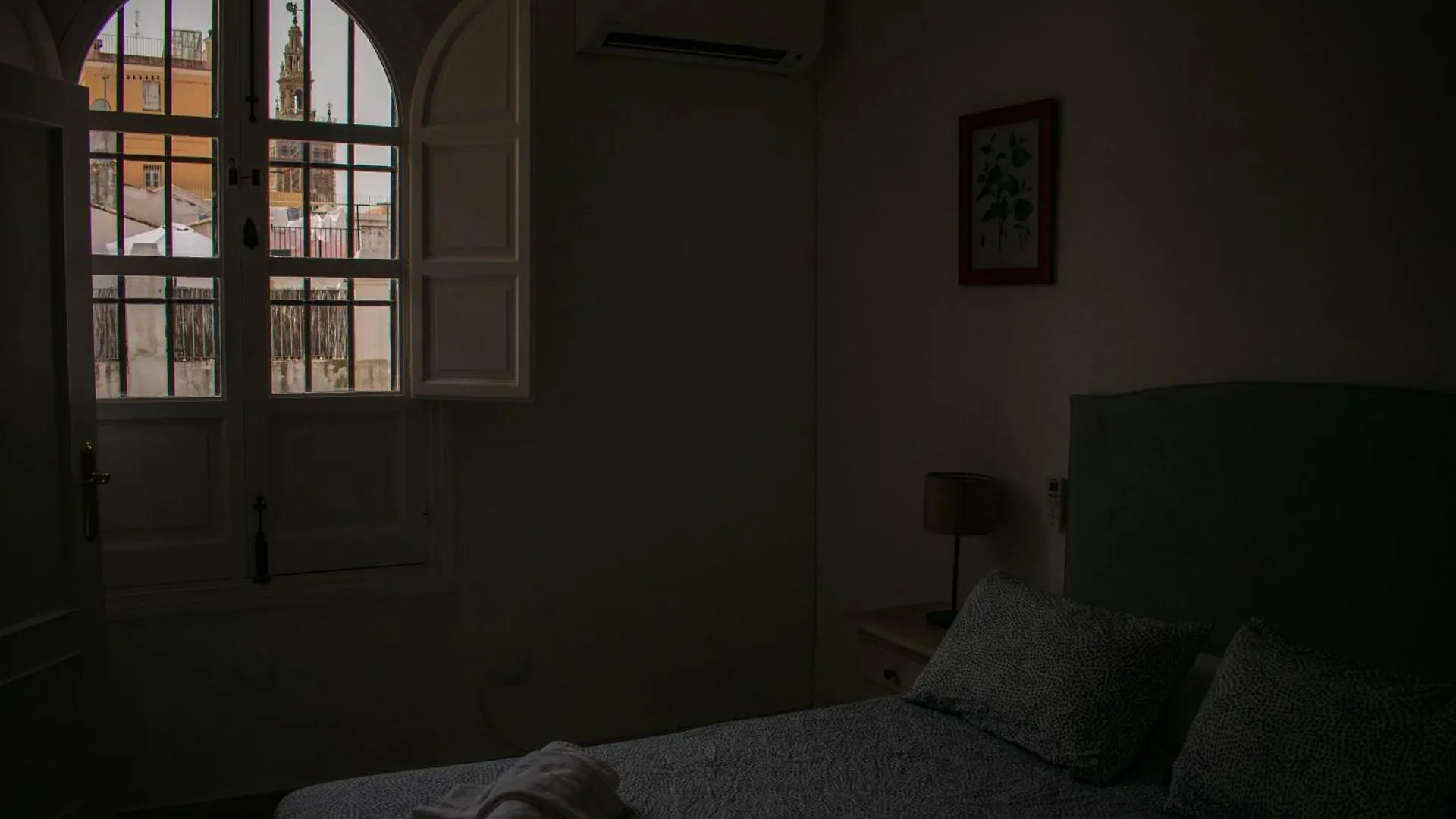 Sarah'S Home Севилья